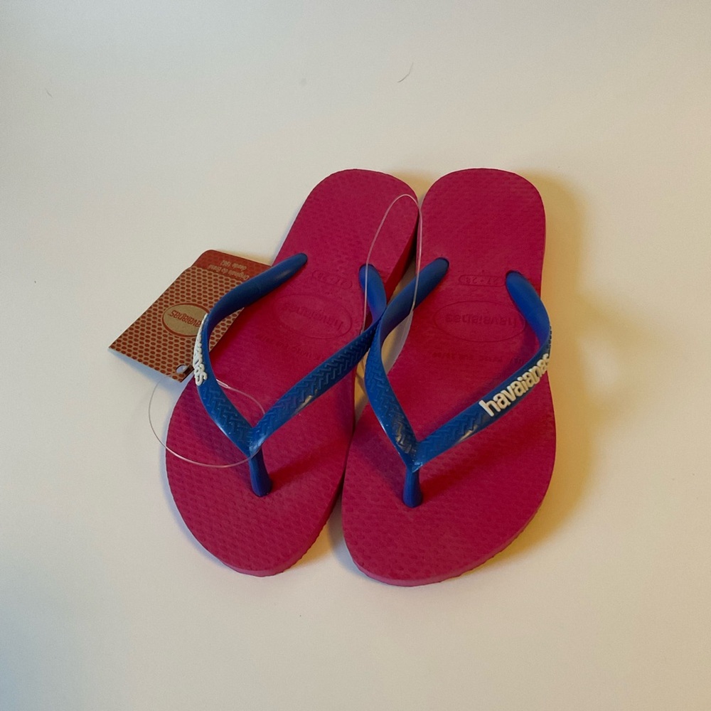 Havaianas Kids Pink Electric Flip Flops : NWT : SZ 11/12C